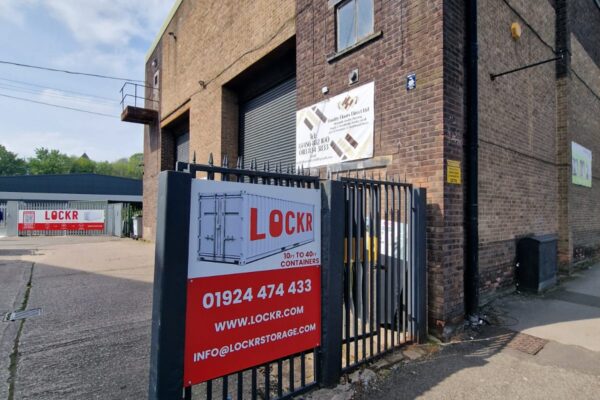 150-sqft-container-bately-04 150-sqft-container-bately-04